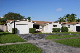 Private Room with Private Entrance - 3