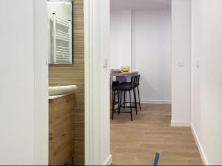 Urban-Usera with Terrace in Madrid Chinatown - 9