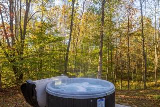 Flora Mirror Cabin Romantic Getaway - 9