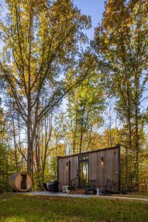 Flora Mirror Cabin Romantic Getaway - 4