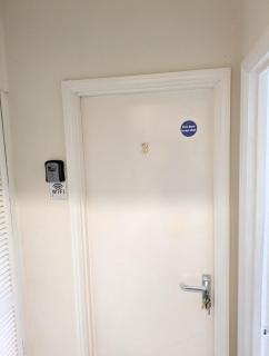 City Vacations Kettering town Single Room available for short & longer stays - 4