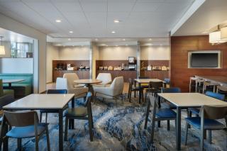 Fairfield Inn & Suites by Marriott Lincoln Southeast - 3