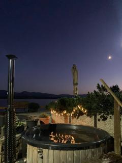 Drevenica MARKA beachfront cottage - 9