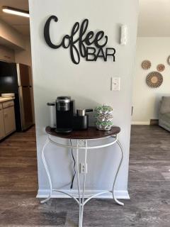 Cozy small ranch style house - 0