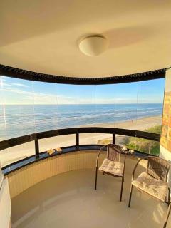 Aconchegante cobertura de frente para o mar - 8