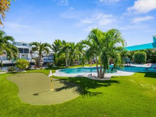 The Lazy Turtle! Poolside oasis on the canal! - 0