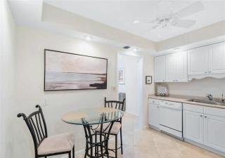 Spacious Amazing Unit with Two Bedrooms - 6