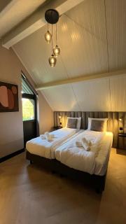 Luxe wellness villa aan het water - 5