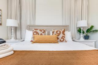 Be A Nomad - Oceanview Luxe, 5BR Retreat - 2