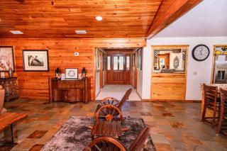 Beautiful Log Home 5mi from Suwanee Music Park - 6