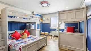 Mama's Little House - 0