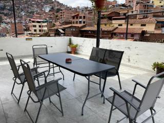 Adriano's Deluxe Apartments 3 - 7