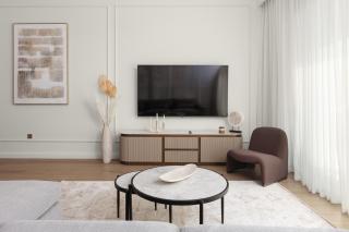 Elegant 2BR Apartment with Sea View - 6