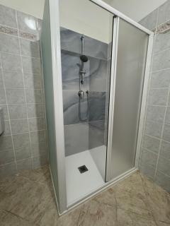 Serravalle Shop&Stay - 6