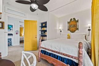 Old Carrabelle Hotel Regatta Room - 9