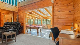 Twin Creeks Lodge by AvantStay 33 Acre Retreat - 6