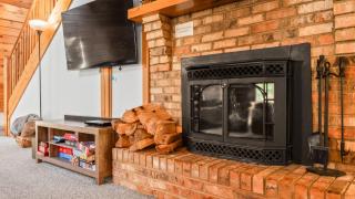 Twin Creeks Lodge by AvantStay 33 Acre Retreat - 2