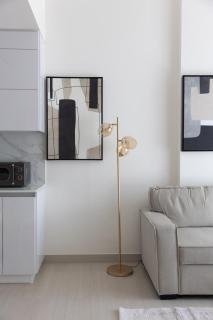 Modern 1BR Apartment with City View - 1