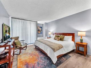 Hilo Lagoon Center #911 - 4