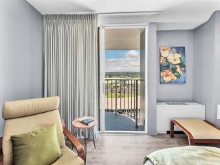 Hilo Lagoon Center #911 - 2