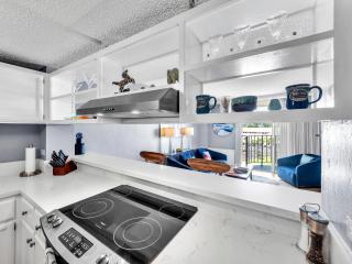 Hilo Lagoon Center #911 - 1