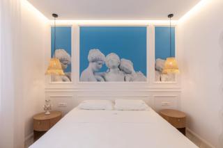 Swan Lake Luxury Apartment - 2