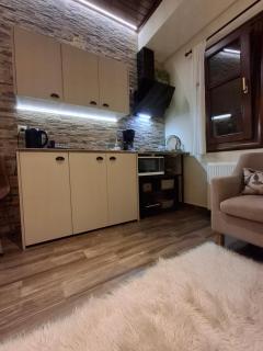 Meteora Rocky Apartment - 8