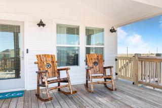 Ultimate Steps to Beach Hot Tub Family Fun - 7