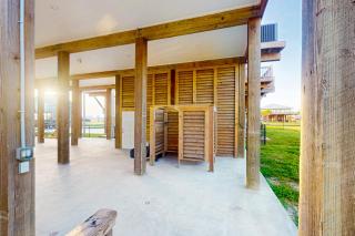 Haven Gulf Views Cargo Lift Large Deck - 4