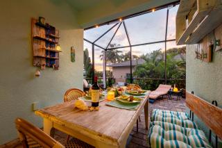 Cozy Coastal Cottage at Naples Bay, Pickleball, Botanical Garden - 9