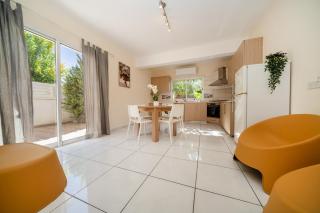 2 bedroom house near the beach - 5