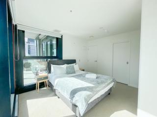 Panoramic City View High-Rise 2BR & Skytower-Adj - 6