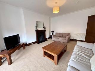 The Orchard Hotel - 4