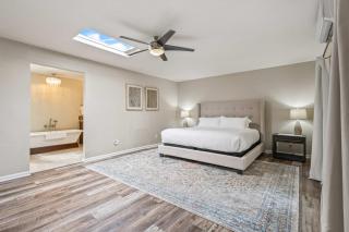 Scottsdale Clubhouse - For 10 - 7