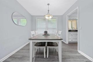 Luxury Living On Macotera Place - 3