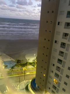 Apartamento frente á praia - vista incrível e conforto - 9