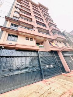 Cozy 1 Bedroom With Lift, Parking and Security - 8