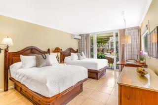 Islander on the Beach 172 - 0