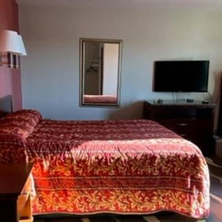 Budget Inn - 0