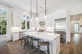 Tidey Whitey by 30A Escapes - 8