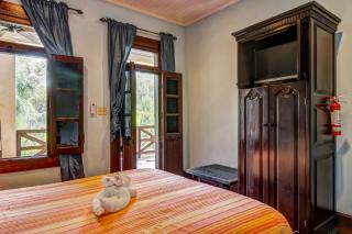 Jaguar Room at Mahogany Hall -Gold Standard Certified - 2