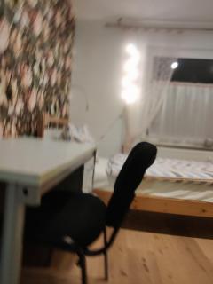 Einzelzimmer in einer Zweier-Wohngemeinschaft - 3