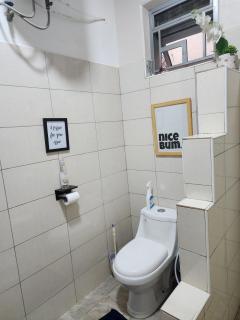 Modern Homely Spacious Apartment with Parking - 2