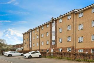 Stylish City Apartment with Free Parking near Town - 7