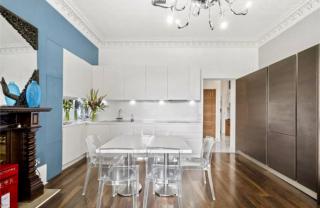 A unique elegant large garden flat overlooking Clapham Common - 6