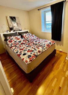 Riverside family-friendly Mini Penthouse - 1