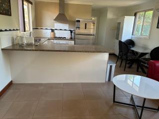 2x1 granny flat close to Perth Airport - 3