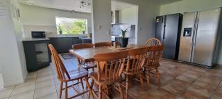 Hosts on the Coast Tui Hills Lodge - 2