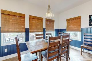 Retreat Gulf Views Large Deck Dog Haven - 1