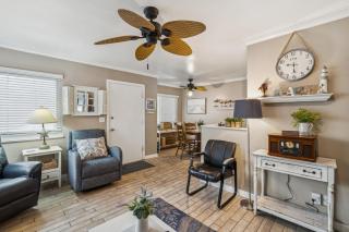 Beautiful 1 Bed Beach Condo #122 - 6